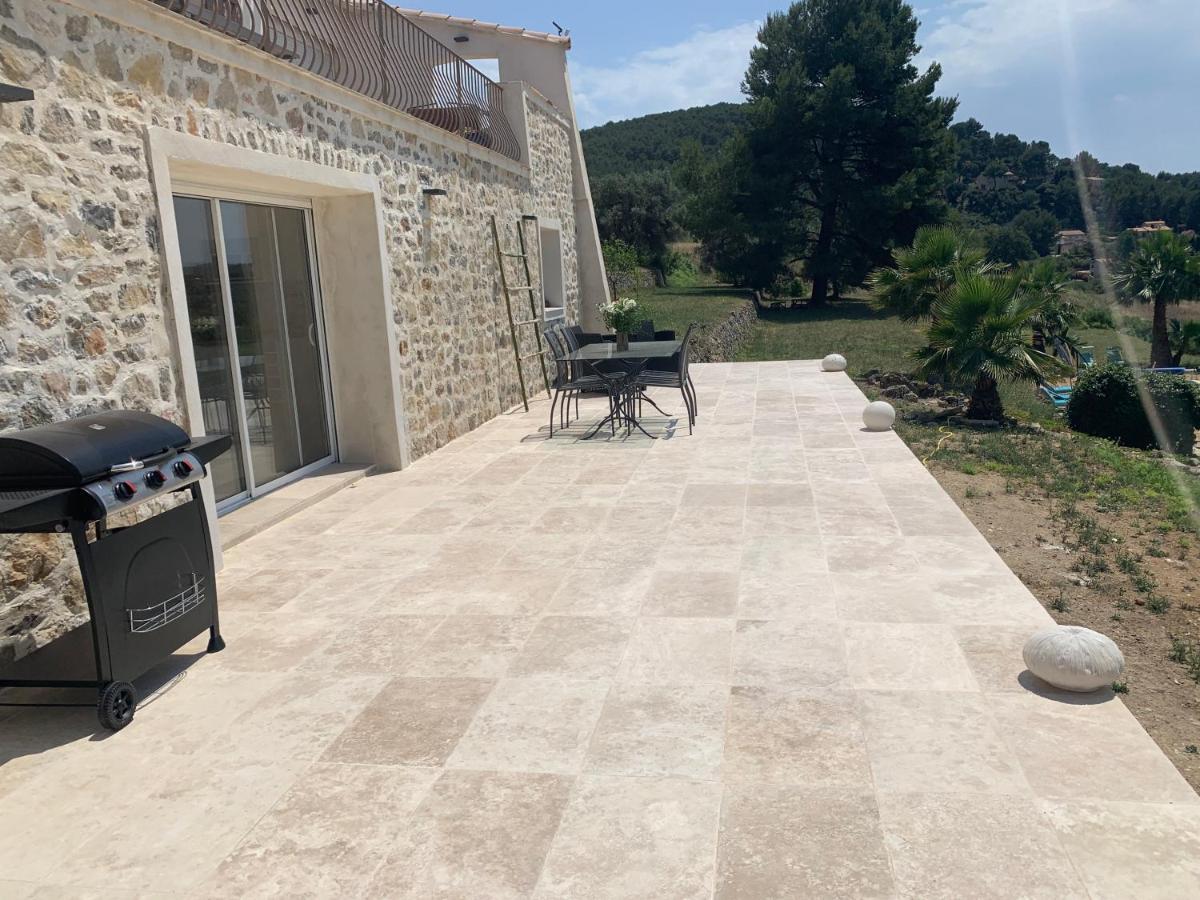 La Venturonne Appartement Neuf Rez De Jardin 45 M2 Vue Mer Et Vignes 10 Mn Des Plages Le Beausset Exterior photo